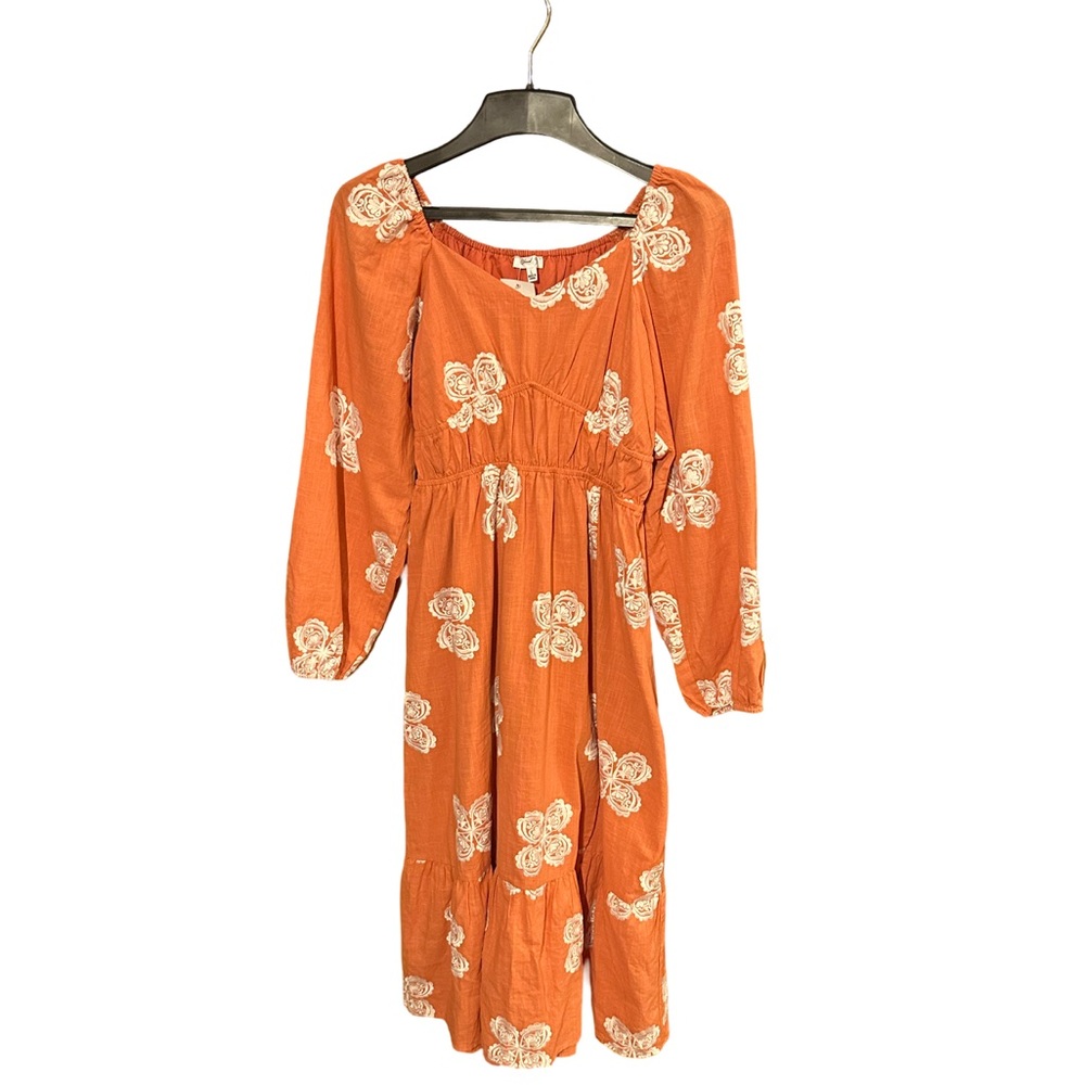 Henly Cloud Ten Tiered Dress, Size Large.
